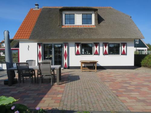 Villa Buitenplaats 87 — 4-Star Luxury Hotel in Callantsoog, Netherlands