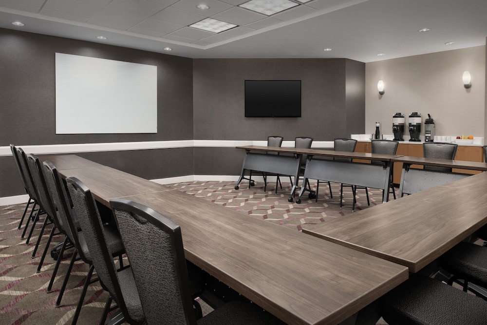 Residence Inn by Marriott Greensboro Airport - photo 33