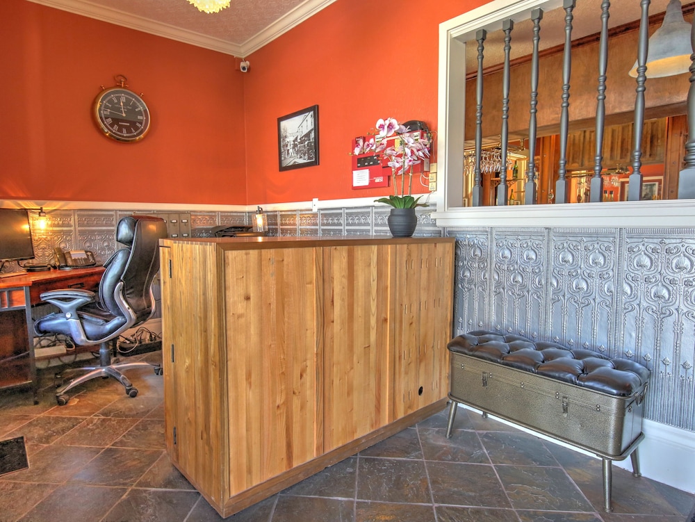 The Groveland Hotel - photo 2