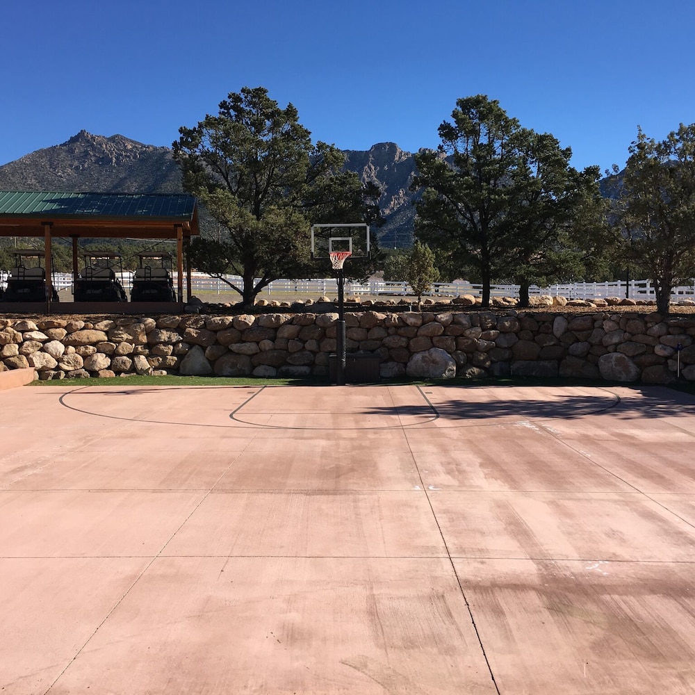 Holmstead Ranch Resort - photo 31