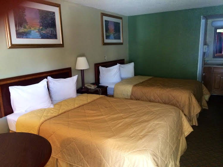 Best Airport Inn - photo 6