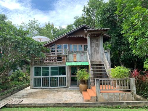 Baan Suan Duang Porn Resort in Lampang, Thailand