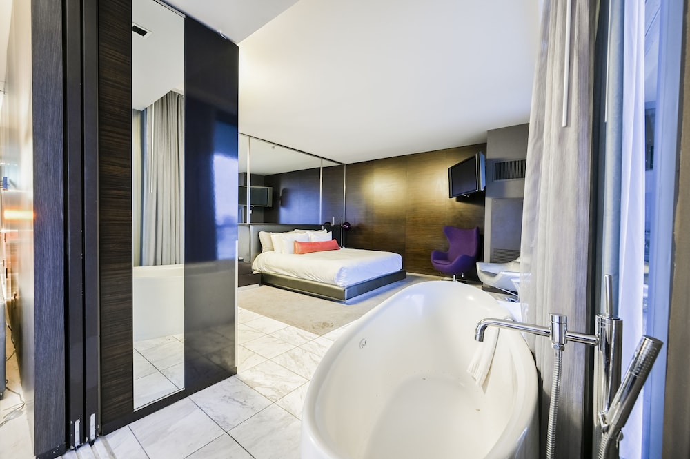 StripViewSuites at Palms Place Penthouses - photo 4