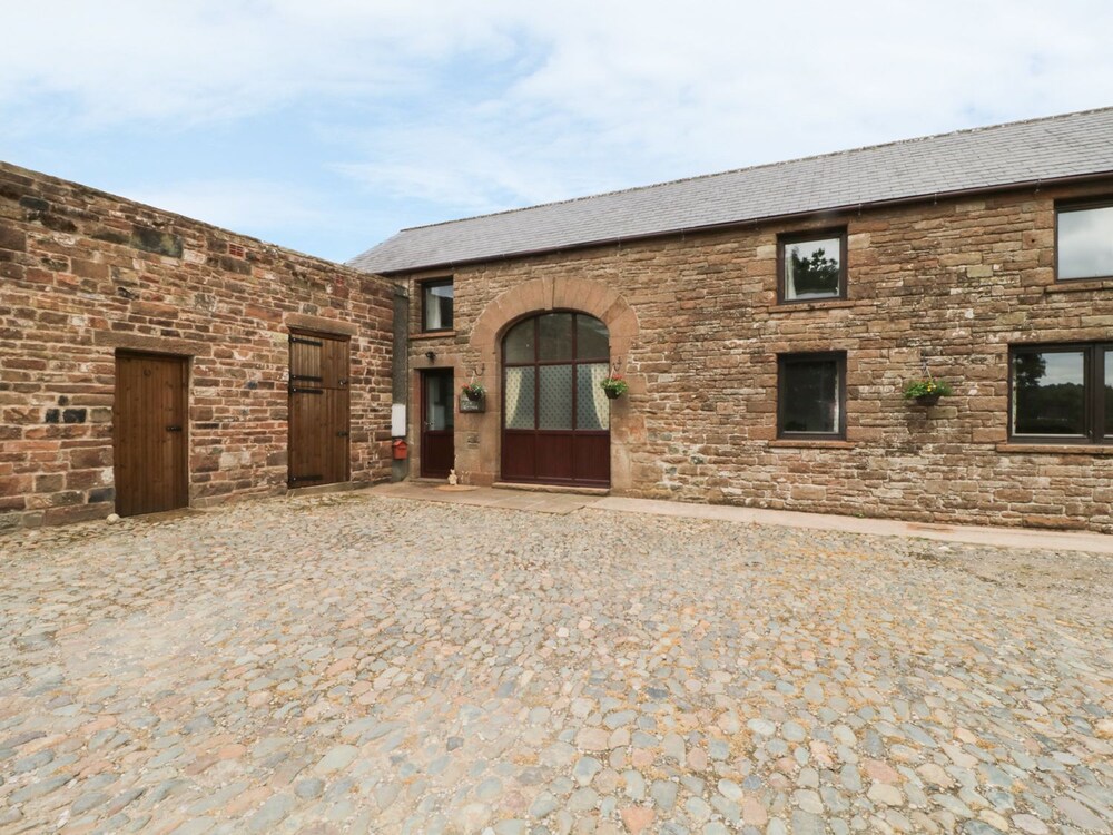 Woodhead Farm Cottage — 4-Star Luxury Hotel in Penrith, United Kingdom
