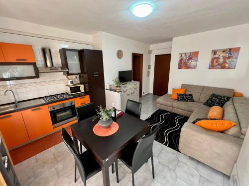 La casa di Laura — 4-Star Luxury Hotel in Quartu Sant'elena, Italy