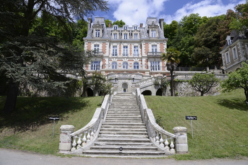Art Hôtel Rochecorbon — hotel in Rochecorbon