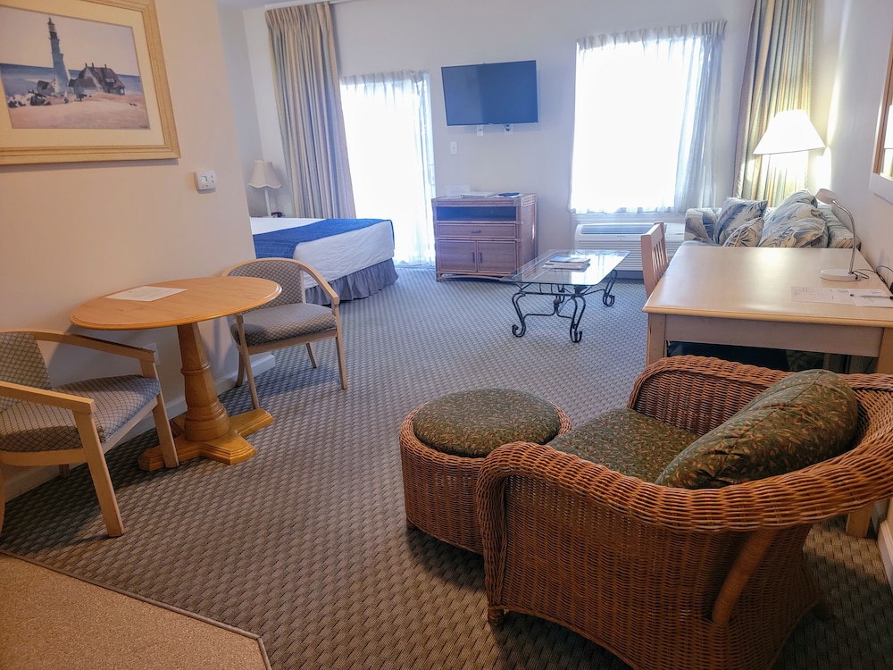 Beaufort Harbour Suites - photo 21