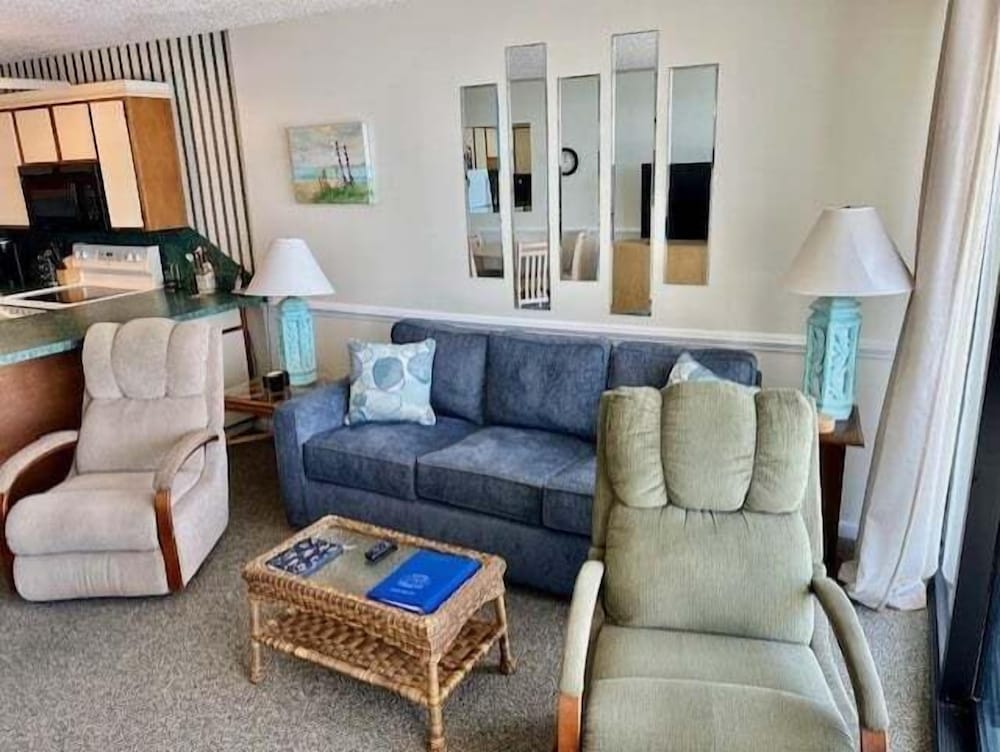 Royal Garden Resort 510 2 Bedroom Condo by RedAwning - photo 15