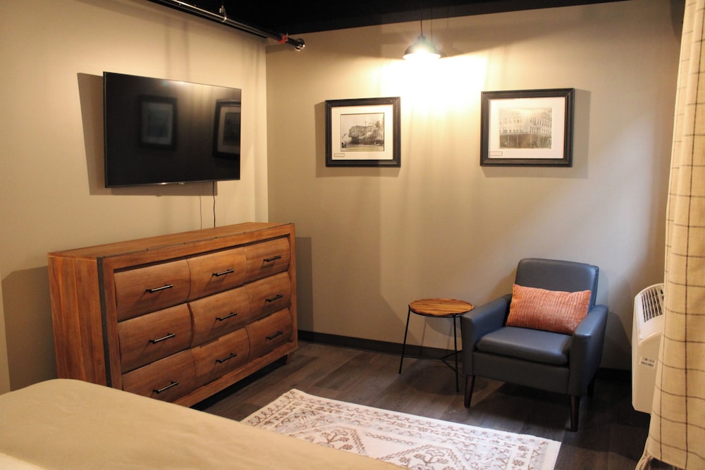 4th Street Lofts - photo 17
