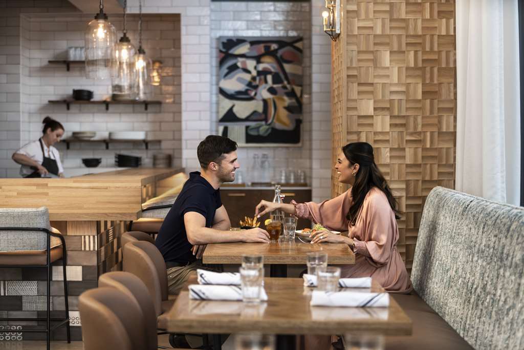 Hyatt Centric Downtown Nashville - photo 3