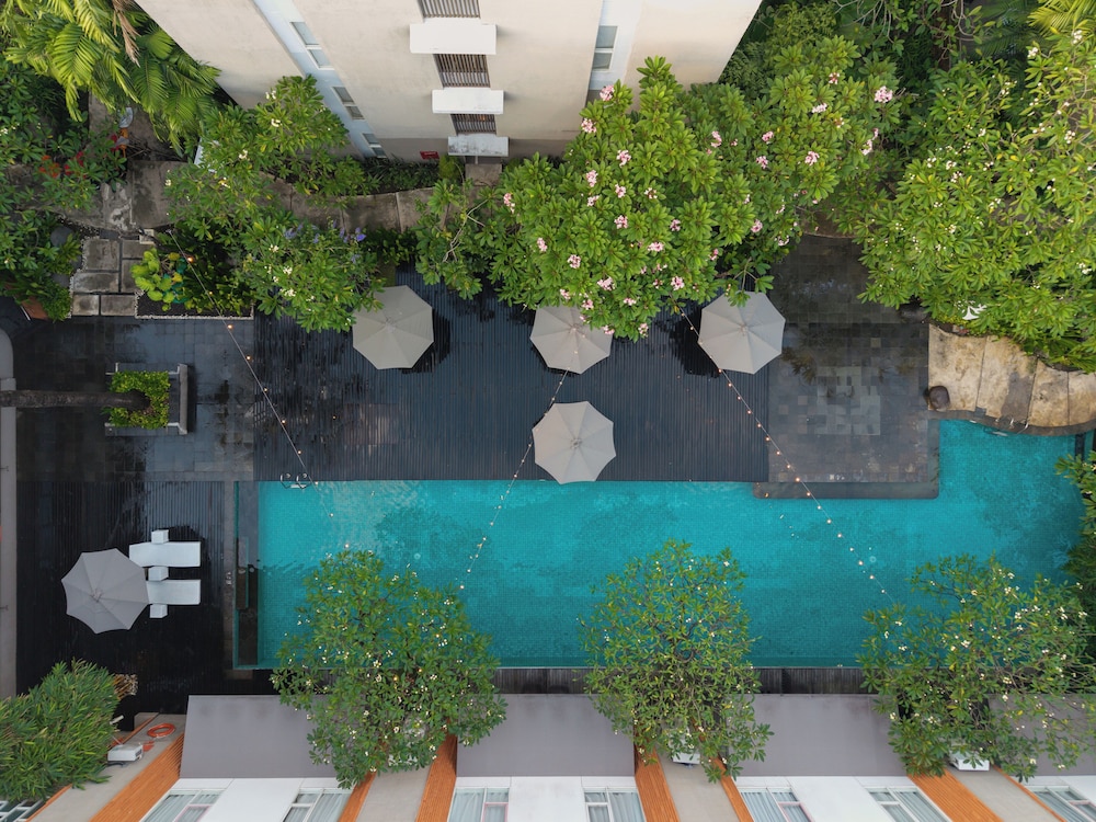 HARRIS Hotel & Residence Sunset Road Bali — 4-Star Luxury Hotel in Kuta, Indonesia
