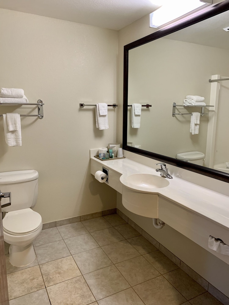 GrandStay Hotel & Suites Becker Big Lake - photo 14