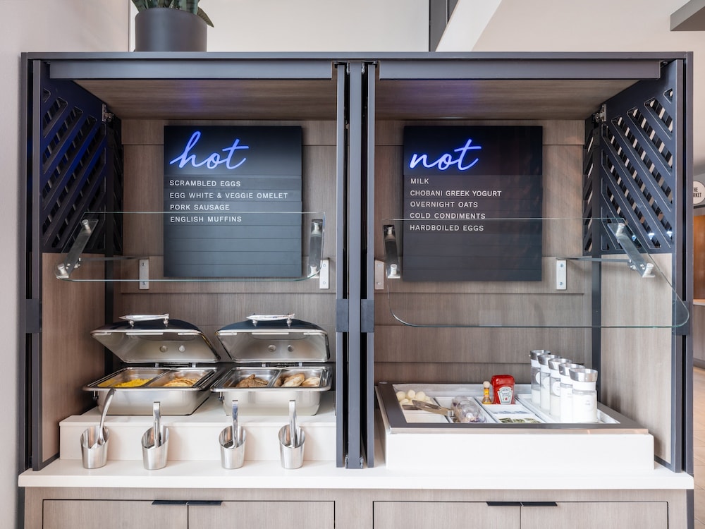 Atwell Suites Austin Airport by IHG - photo 63