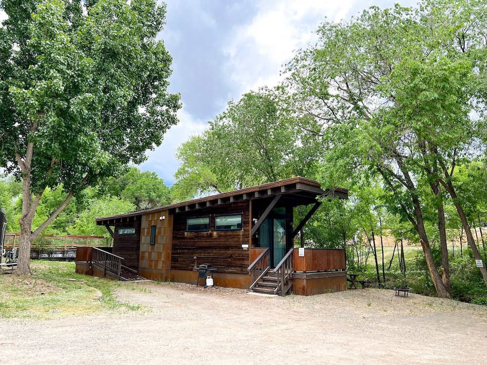 Cedar Creek Lodging & RV Park - photo 25