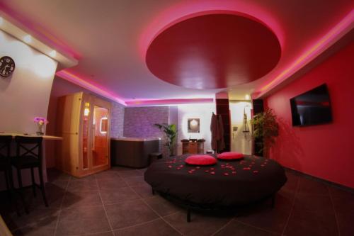Nuit vip spa sauna privatif — hotel in Le Rove