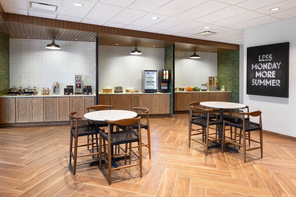 Fairfield by Marriott Inn & Suites Orlando at Millenia - photo 31
