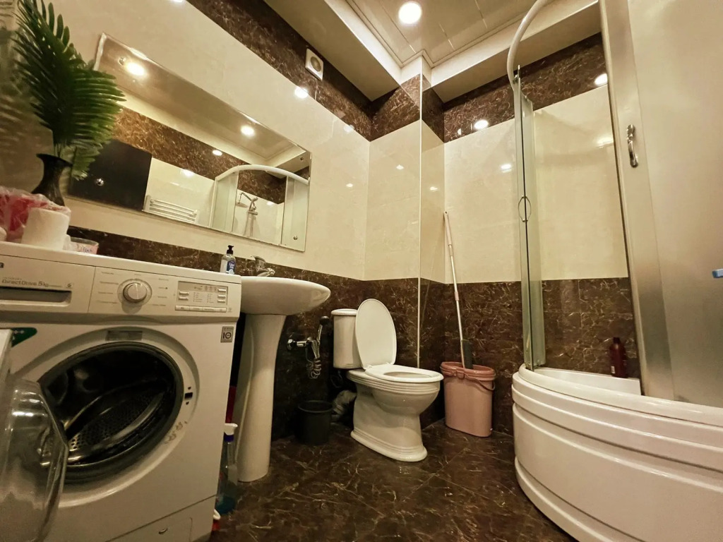 Apartment in an elite house In old Tbilisi