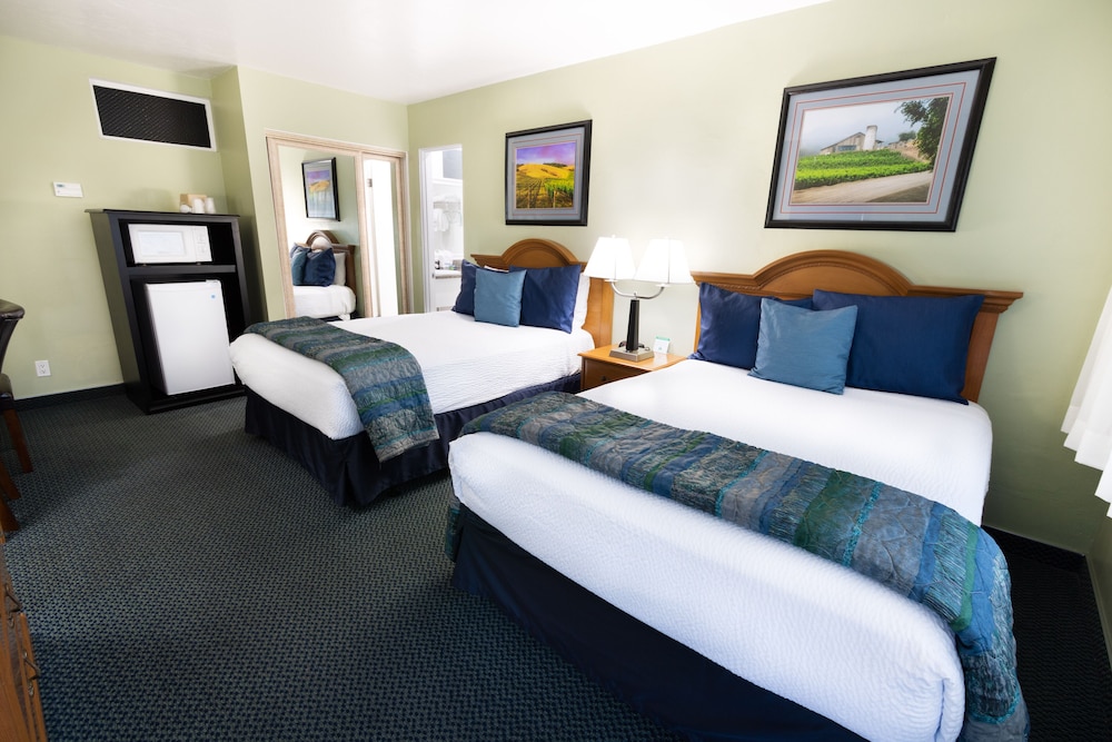 King Frederik Inn - photo 9
