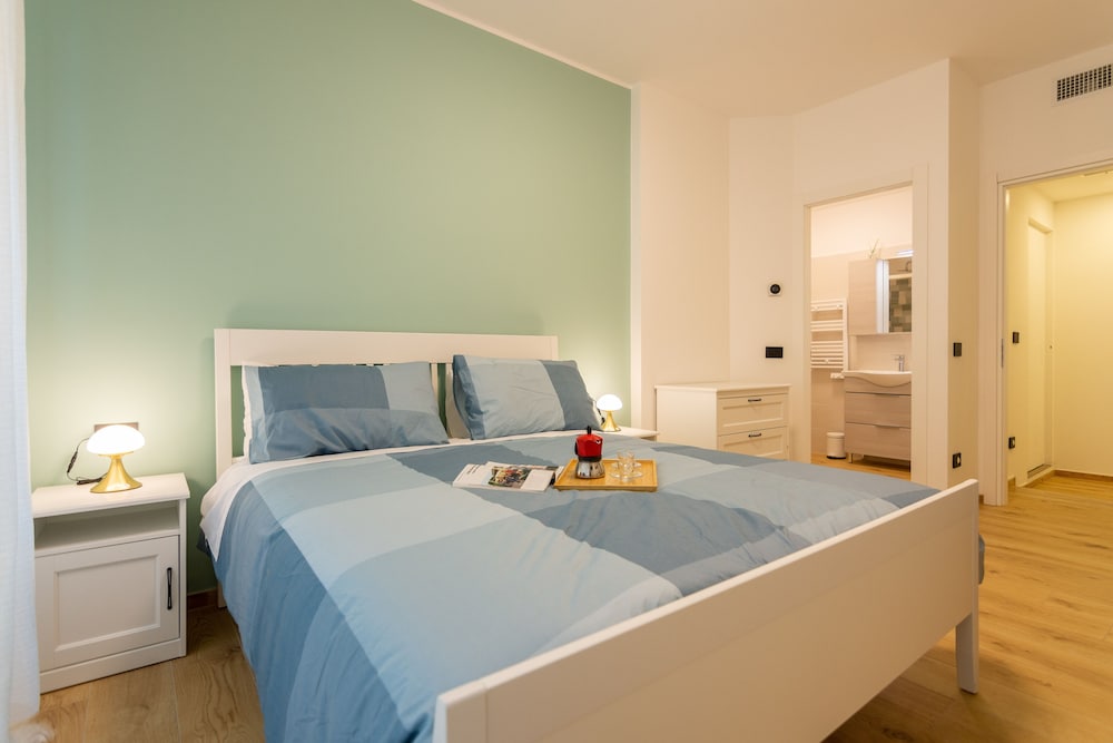Italianflat Vittoria Suite — 4-Star Luxury Hotel in Milan, Italy