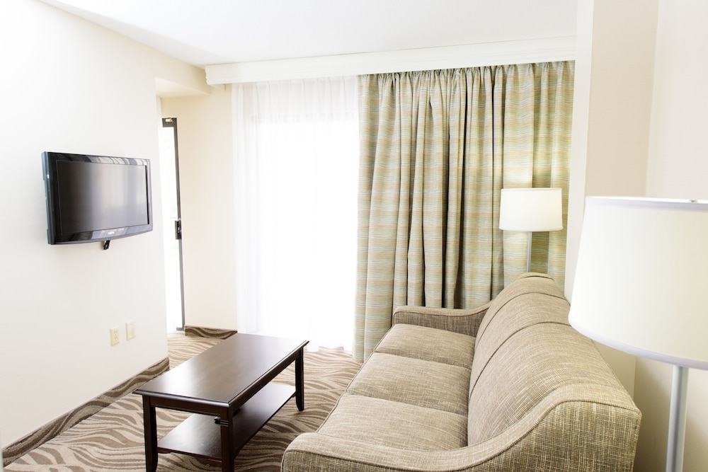 The Breakers Hotel & Suites - photo 9