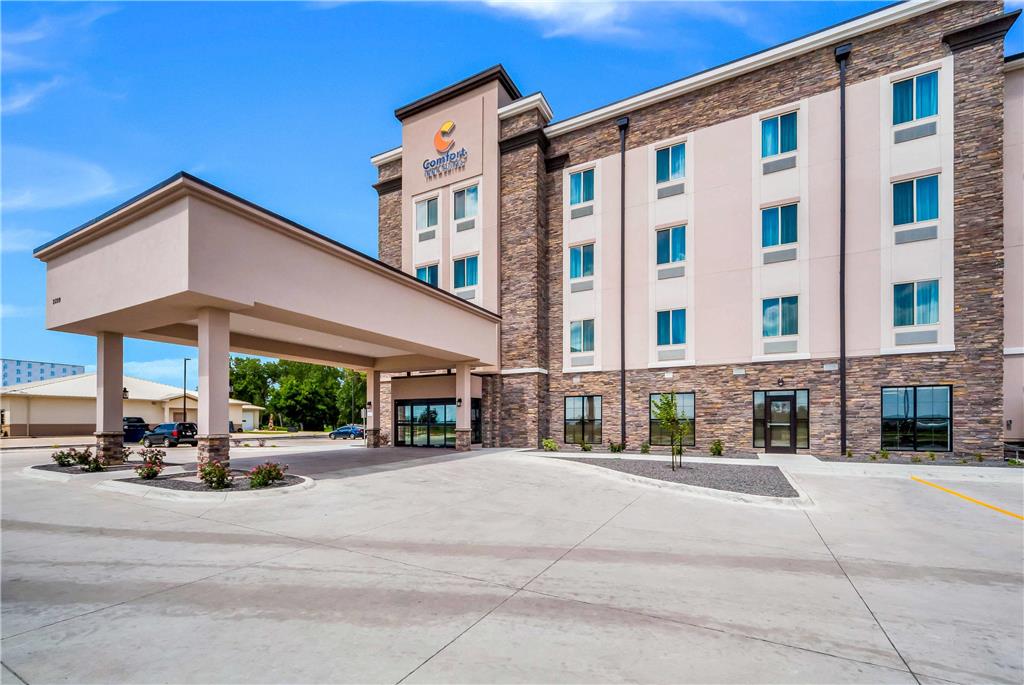 Comfort Inn & Suites North Platte - photo 4