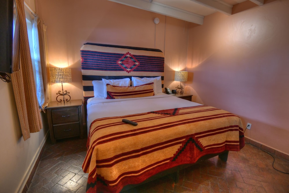 The Inn at Vanessie - photo 20