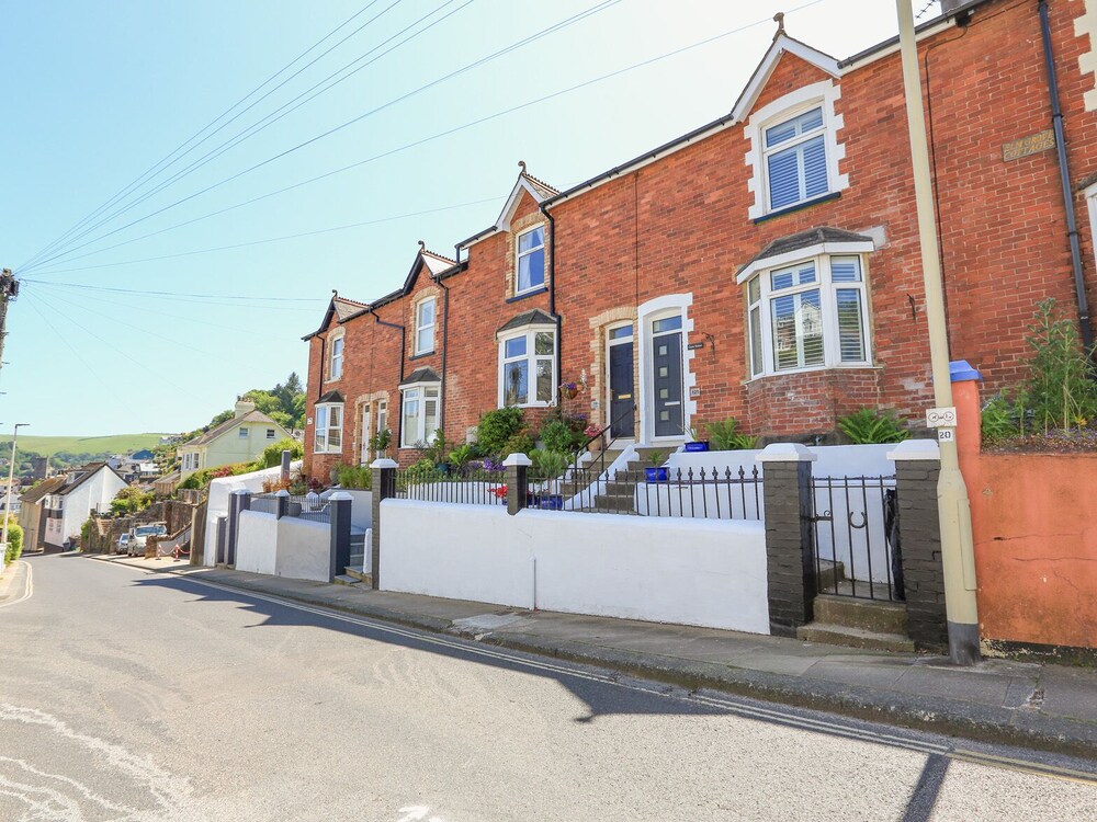 Crew House — 4-Star Luxury Hotel in Dartmouth, United Kingdom