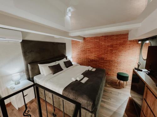 Luxury Duplex Suites City Center