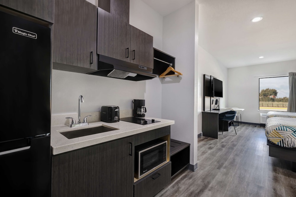 Studio 6 Katy TX Energy Corridor - photo 8
