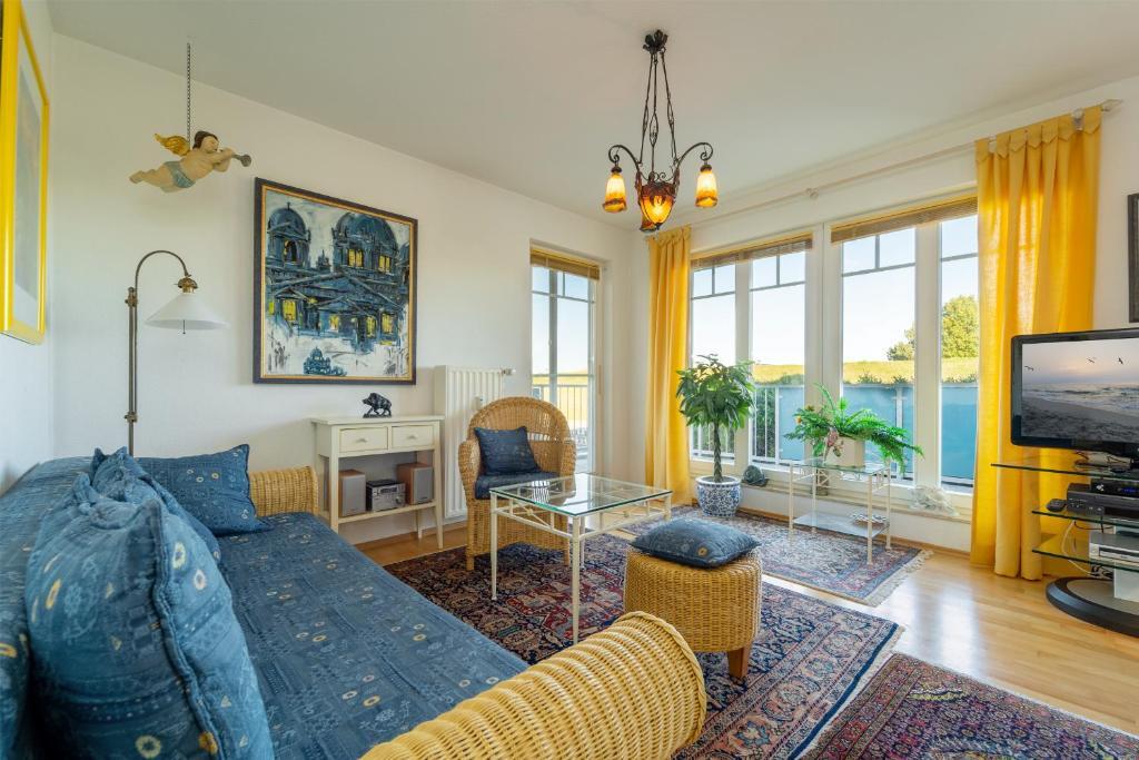 Zur Düne Gute Stube — 4-Star Luxury Hotel in Dahme, Germany