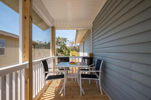 Changes In L'Attitude by Oak Island Accommodations - photo 8