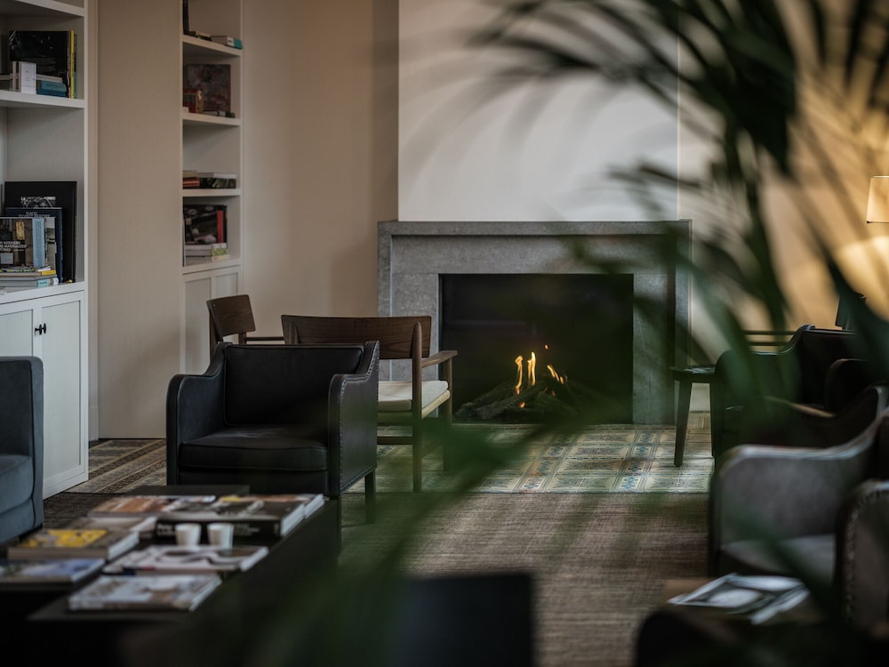 August — 4-Star Luxury Hotel in Antwerpen, Belgium