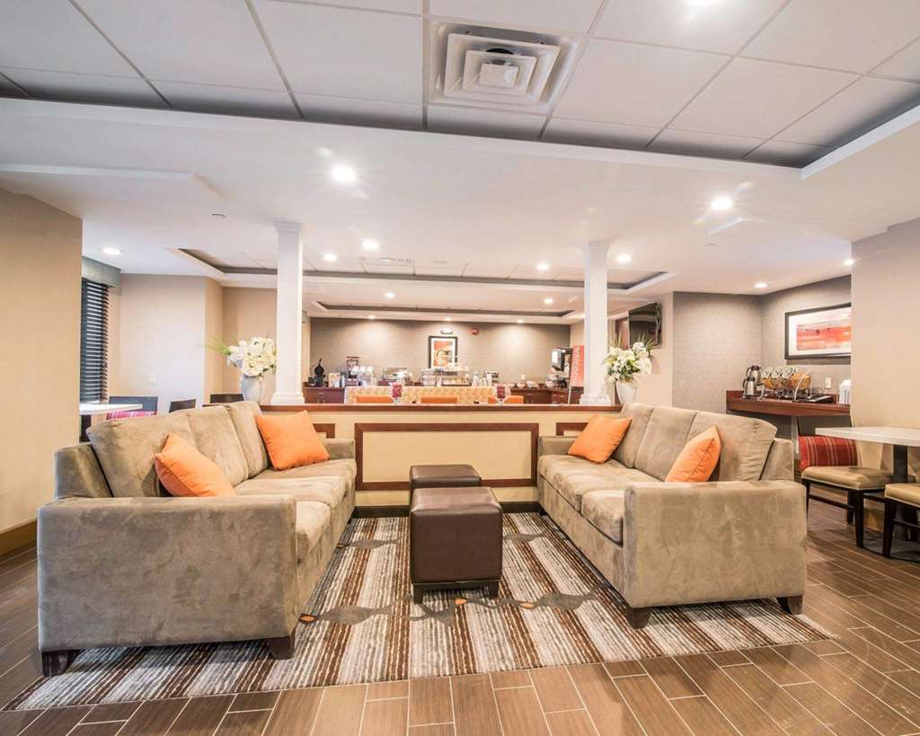 Comfort Inn & Suites Brattleboro I 91 — hotel in Brattleboro