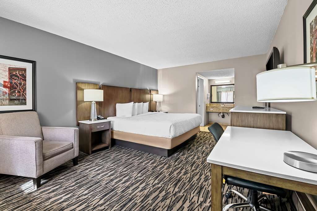 Best Western Los Alamitos Inn & Suites - photo 19