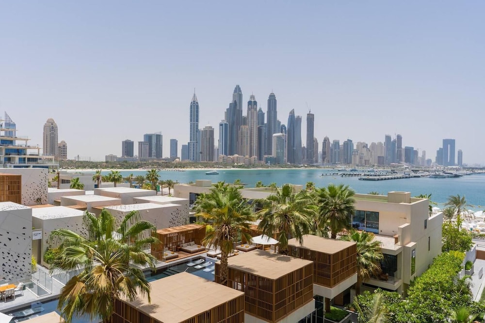Five Palm Jumeirah Luxurious 2bdr Stunning Views — 5-Star Luxury Hotel in Dubai, United Arab Emirates