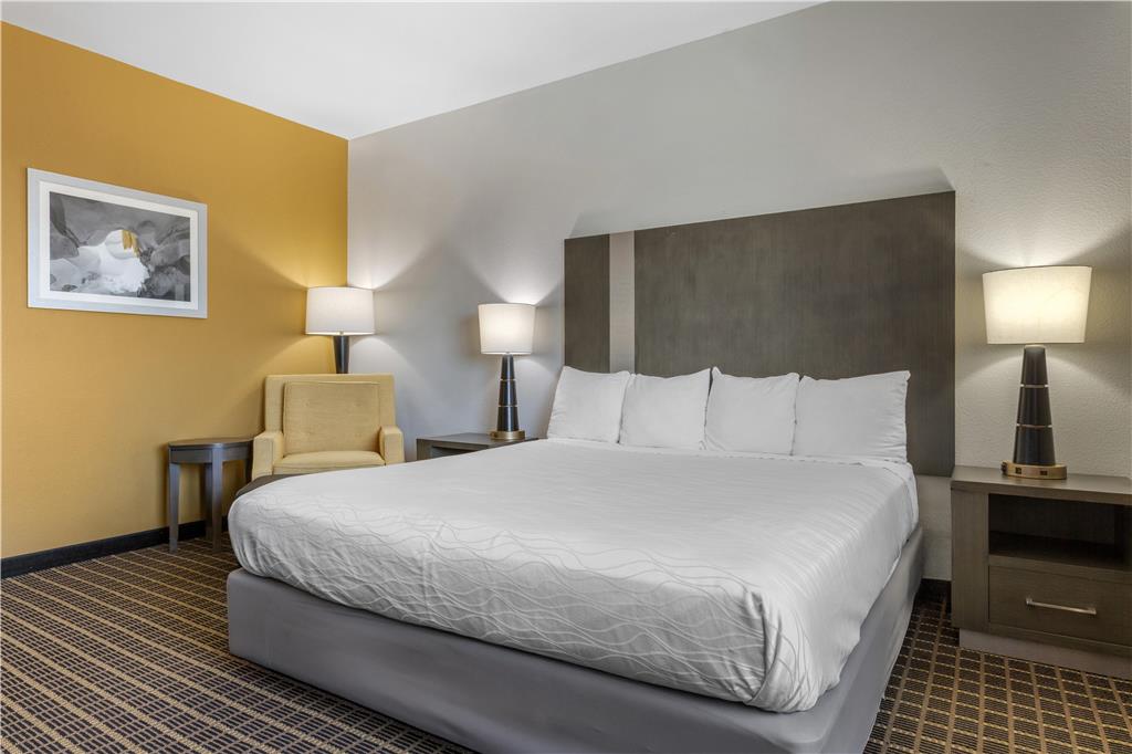 Best Western Plus Lampasas Inn & Suites - photo 24