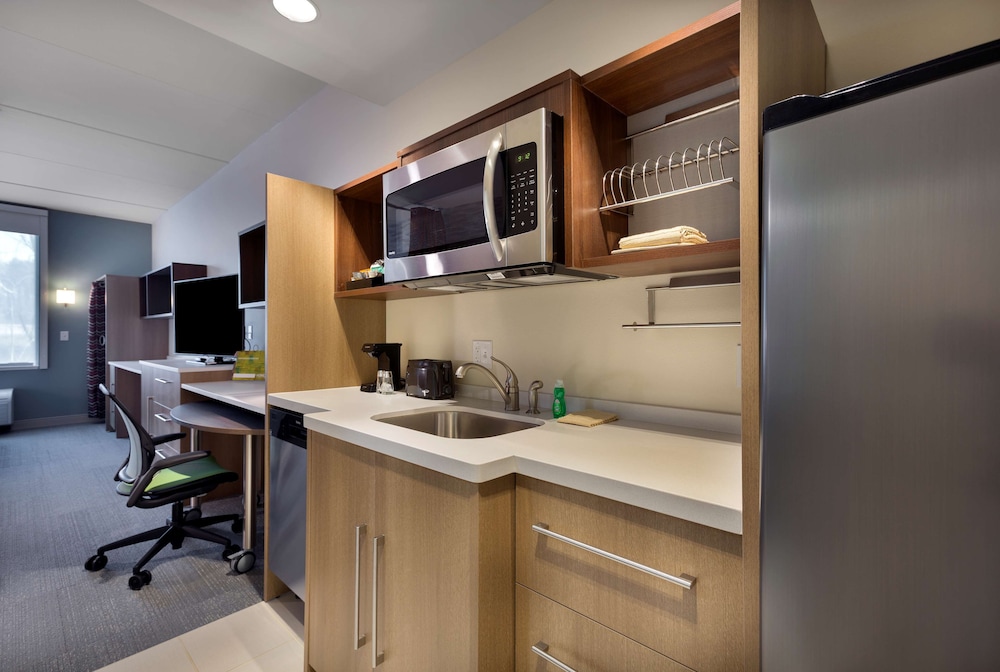 Home2 Suites by Hilton Charlotte Belmont - photo 12