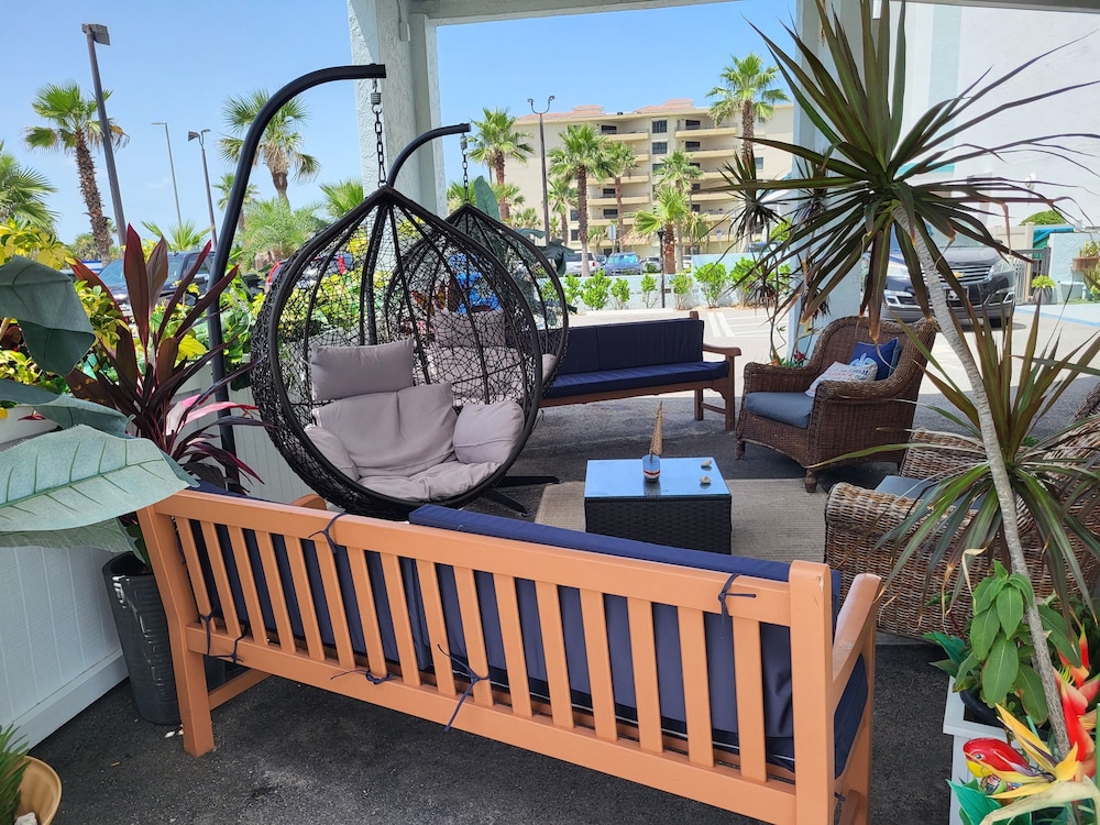 Beachside Hotel - photo 69