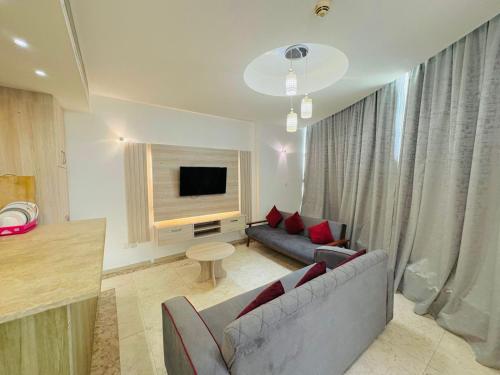 Zenith Towers 2 bedroom with portable bed Golf Course view in Unknown City, United Arab Emirates