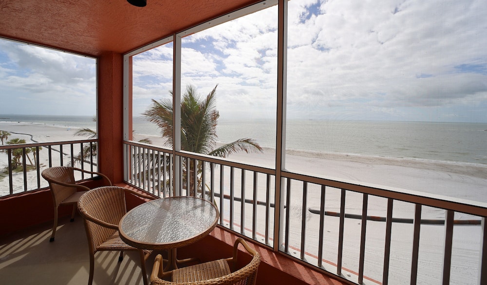 Casa Playa Resort - photo 108