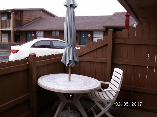 The Charin Inn - photo 8