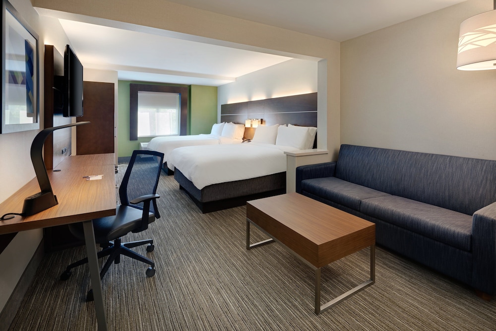 Holiday Inn Express & Suites Bradley Airport by IHG - photo 3