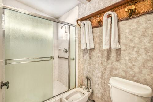 Bahia Vista C63 in Avalon, United States