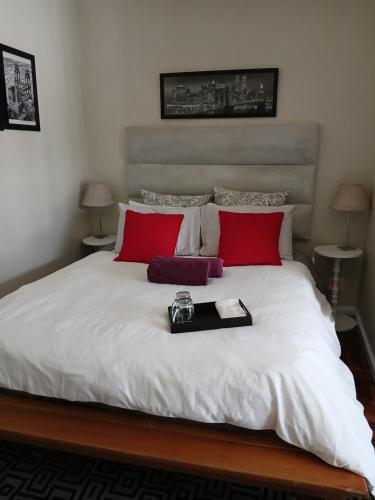 Rusticana Room1 - carbon neutral hotel in Cape Town