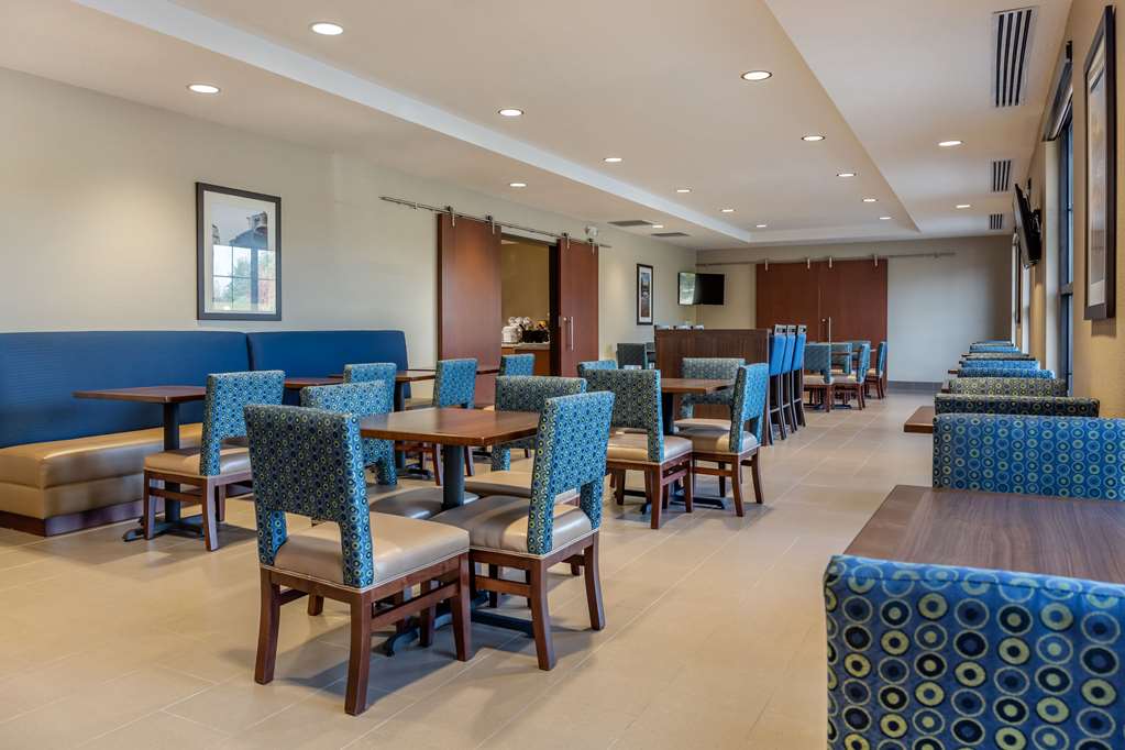 Comfort Inn & Suites Boise Airport - photo 46