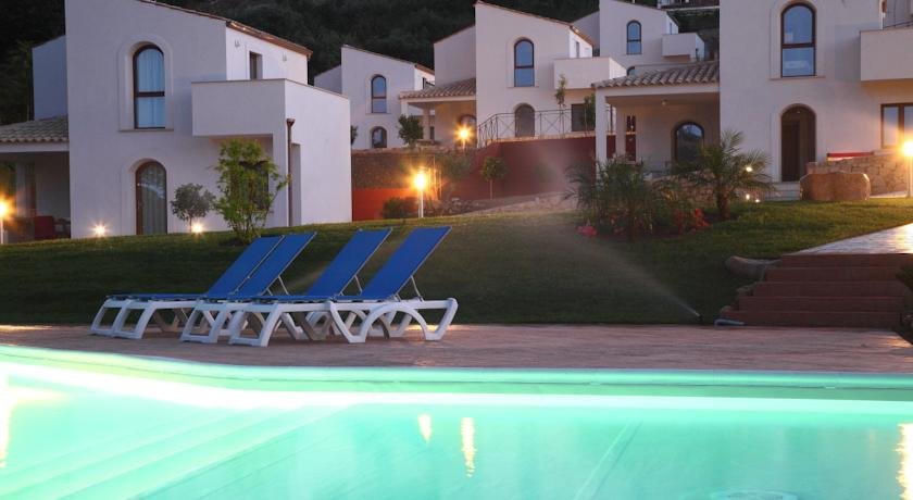 Cefalù In Casa — 4-Star Luxury Hotel in Cefalu, Italy