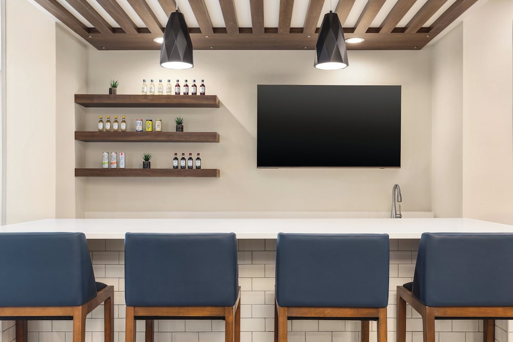 Holiday Inn Express & Suites Bessemer Birmingham SW by IHG - photo 33