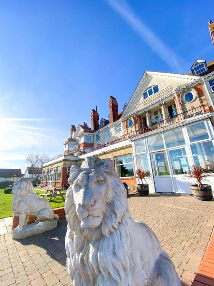 Skegness The Royal Hotel — 4-Star Luxury Hotel in Skegness, United Kingdom