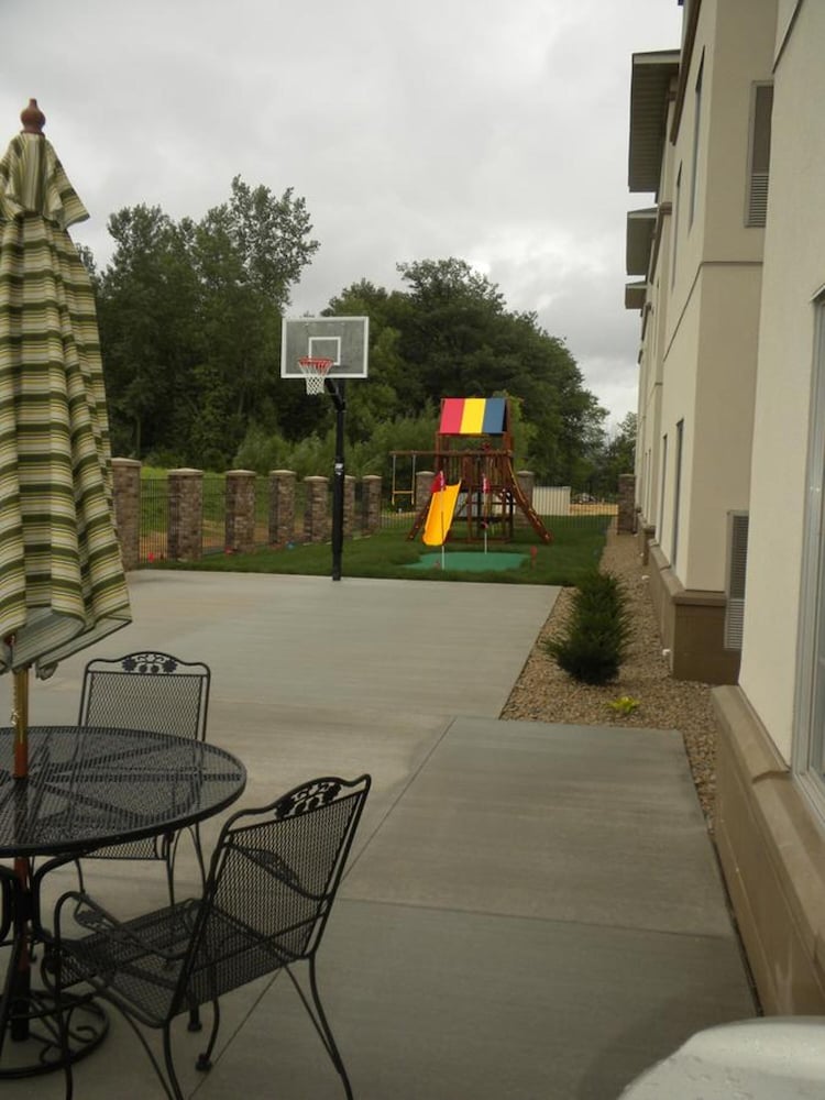 GrandStay Residential Suites Hotel - photo 18