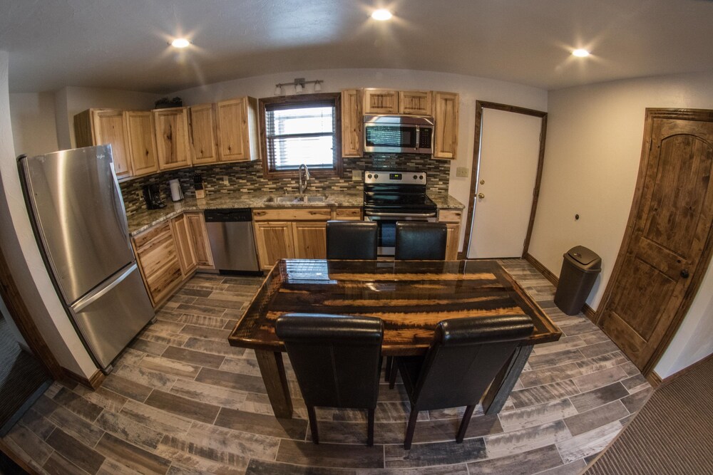 Stagecoach Inn & Suites - photo 22